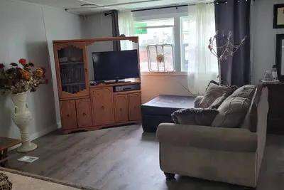 Image de Lovely home located close to breweries, parks and greenbelt