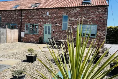 Image de Well equipped modern country cottage in great location