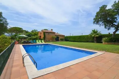 Image de Club Villamar - Villa rustique de 1492 avec piscine privée, grand jardin, panier basket. Une mais. . .