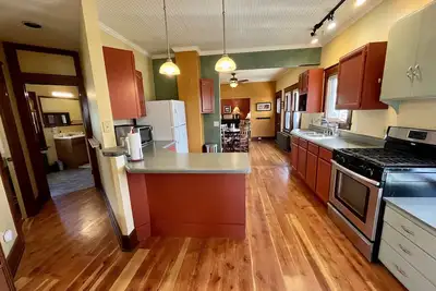 Image de Beautiful 2 Bedroom Farmhouse