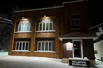 Image de Outlaw Lodge (Hatfield 1st Floor) Atv, Sxs Offroad