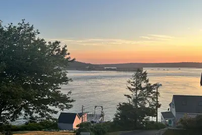 Image de Water views! Private community beach! Pet friendly