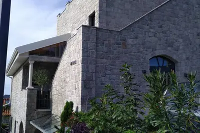 Image de Maison de vacances Kumbor pour 1 - 6 personnes avec 3 chambres Ă coucher - Maison de vacances
