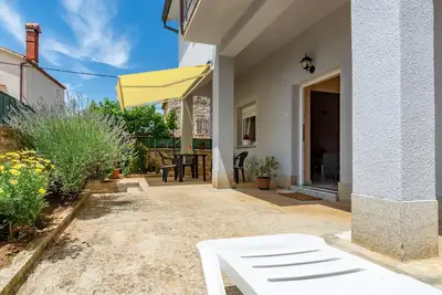 Image de Bel appartement à Sisan avec WiFi