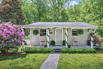 Image de Riverside Cottage on Mills River - Patti's Camp Prattville