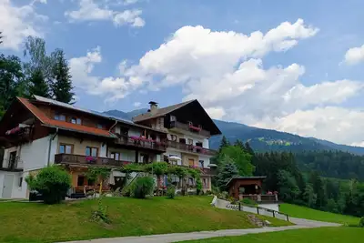 Apartment with mountain views. Newly renovated apartment with terrace and balcony.