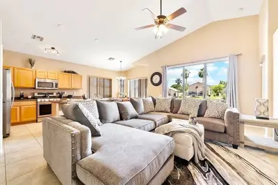 Image de Luxe Private Waterfront Getaway in Ocotillo Lakes!