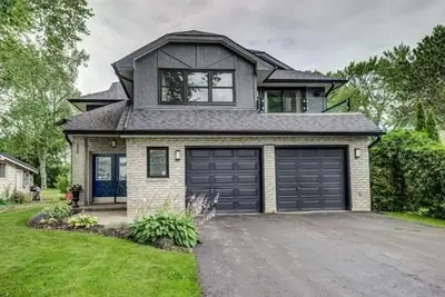 Image de Smart stylish cottage house beside Lake Simcoe