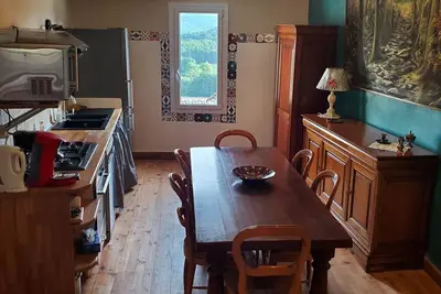 Image de maison de village (classée 3 *) de 93m2 avec piscine ds vieux village provençal