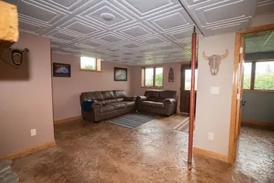 Image de Spacious, secluded sanctuary! Very clean! 5 Queen Beds! Wildlife viewing.