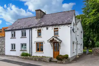 Image de Charming, Historic Home in Kenmare Town Centre