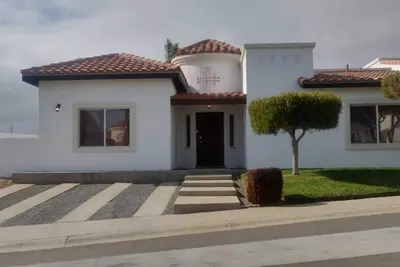 Image de BeachView Condo! 5 minute drive to Puerto Nuevo