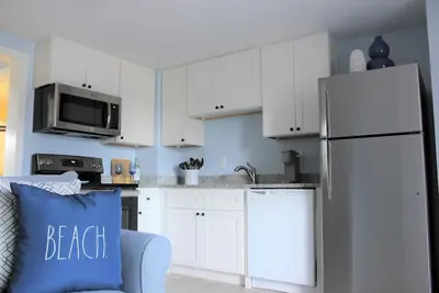 Coastal Condo with Pool at Wells Beach