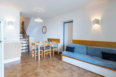 Image de Agréable appartement pour 5 personnes avec Wifi, climatisation, piscine, Tv et terrasse
