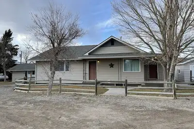 Image de Madison Valley Getaway in Downtown Ennis, Mt