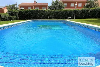 Image de InmoBooking Ático Green Residencial con piscina y barbacoa