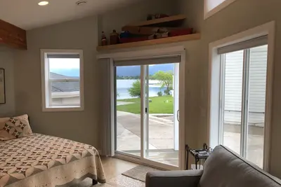 Lake Place Cottage on Flathead Lake