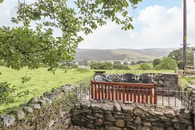 1 Lake View, pet friendly, with open fire in Coniston