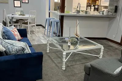 Image de Seabreeze in the Valley/spacious 822 sq. ft.