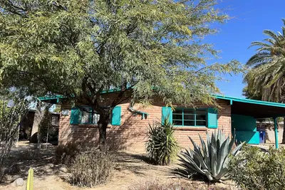 Image de Cozy Copper St - Mid Century Charmer in Ft. Lowell