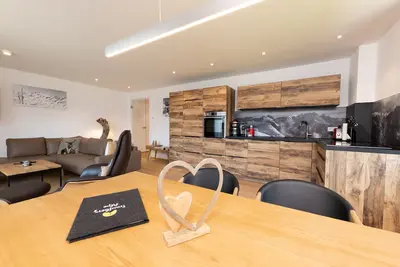 Image de New building, luxury, elevator, sauna, underground car park, ski locker, wallbox