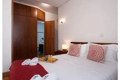 Image de 4 bedrooms  Modern house in Porto