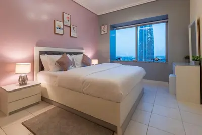 Image de Cozy 2br Apt 1min walk Financial Metro near Difc