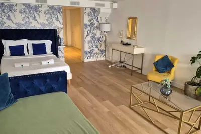 Image de Studio contemporain prés de Canal Saint martin