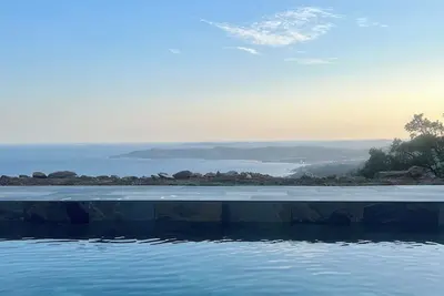 Image de Grande villa de 750m2 / Le Mas des chênes