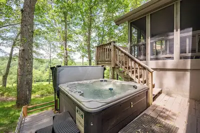 Image de Do Friendly Retreat w/ Deck & Meadow Views