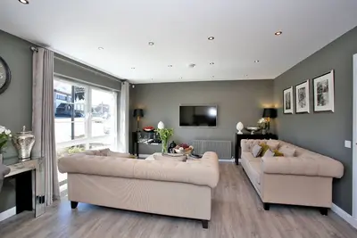 Image de Amazing Family Home in Inverurie, Scotland
