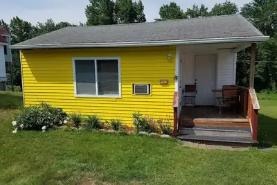 Image de The Yellow 2 Bedroom Cottage @Twin Hills Cottages