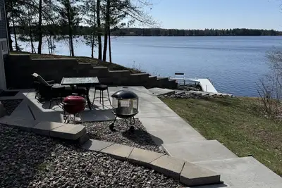 Image de Lake Holcombe Lakehouse + Party Shed