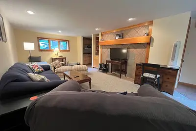 Image de 2 Br, 1 Ba with everything you need near Silver Bay & Hague!