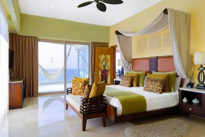 Image de 3 Bedroom in Garza Blanca Mountains with Jacuzzi and Ocean View