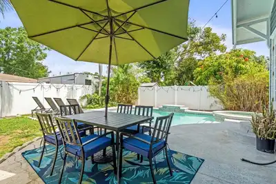 Image de Extended Stays Welcome! Private Heated Pool & Hot Tub |Pet Friendly |Fenced Yard