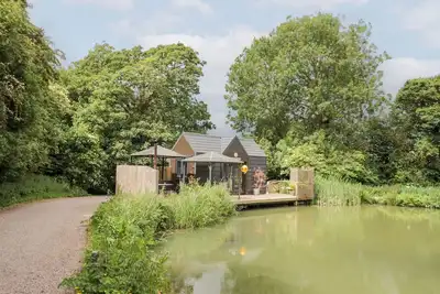 Image de Maple Lodge At Bridge Lake Farm & Fishery in Chacombe