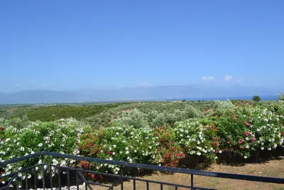Image de Villa avec terrasses et grand jardin, Ă 5mn de la plage