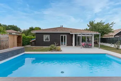Image de Maison à Mimizan avec piscine, 4 personnes, proche lac, activités à proximité