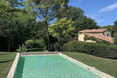 Image de Villa with swimming pool, in the heart of the Aix countryside