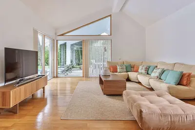 Image de Elegant family house w/pool - just 2 minutes from golf - 10 minutes from Sintra!