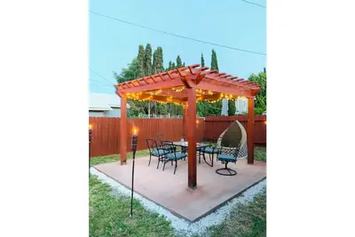 Image de Home Getaway w/ Unique 🔥Fire Pit. Near Napa & Sf