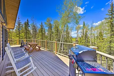 Image de Peaceful Jefferson Cabin w/ Deck - Pets Welcome!