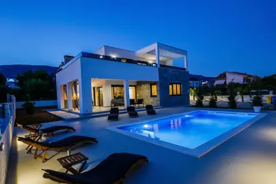 New Villa!