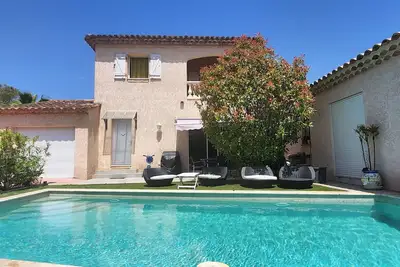 Image de 2 bedrooms with private bathroom and kitchen in shared villa with  swimming pool