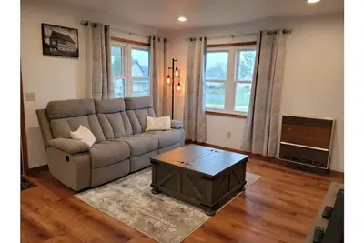 Image de Hillsboro Driftless Guesthouse is cozy and ready for you!