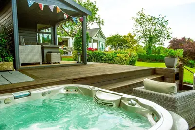 Image de Woodbury: Country house, stunning views & hot tub