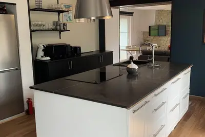 Image de Maison en pierre rénovée 6 personnes //  1 min Dead's man corner