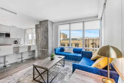 Image de Sunny Gorgeous 2bed 2bath Apt middle of Fenway