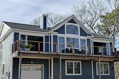 Image de Bayfront house on 150 acre nature preserve and private road!